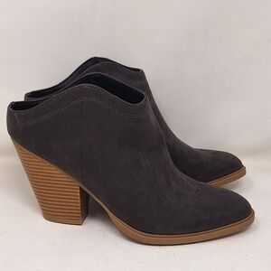 DV by Dolce Vita "Lori" gray faux suede mules Sz 8.5 New Without Box